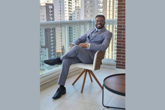 Oluwatosin Tolulope Ajidahun explica como a vitamina B12 pode influenciar diretamente a ovulação e melhorar a qualidade dos espermatozoides.
