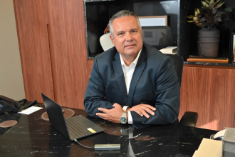 Elmar Juan Passos Varjão Bomfim