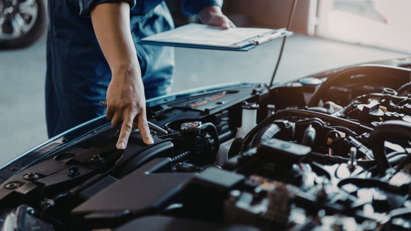 Motor econômico e tecnologia renovável reacendem debate sobre o futuro da gasolina